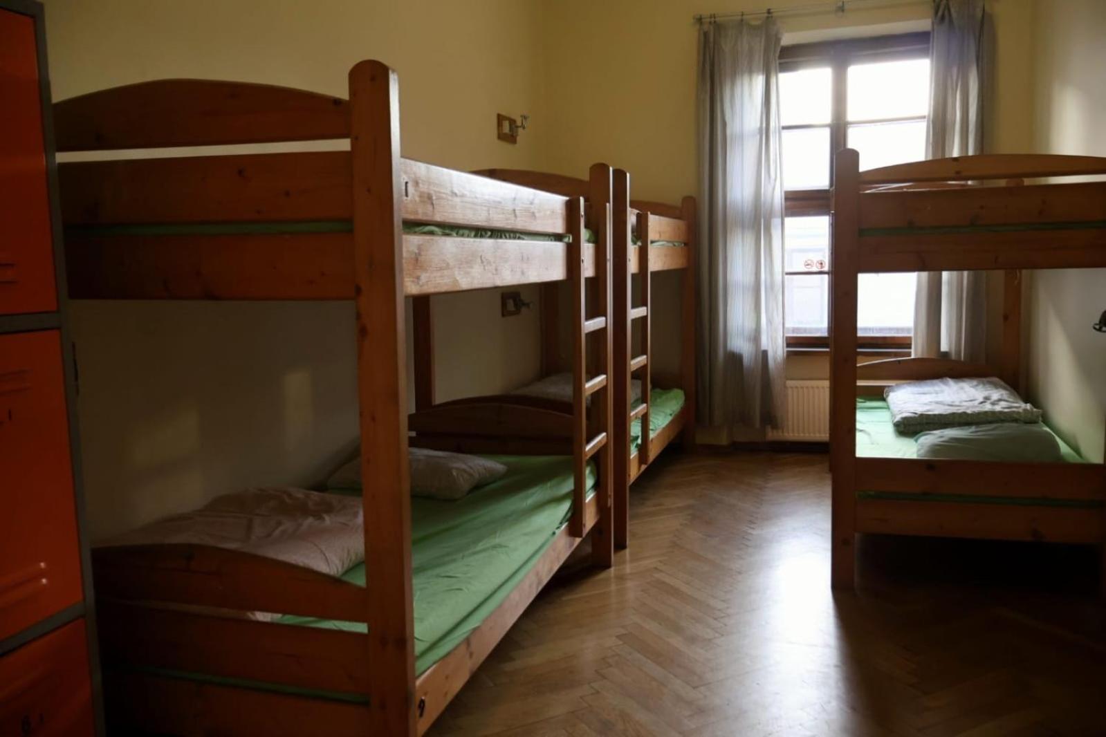 50 People Apartment كراكوفيا المظهر الخارجي الصورة